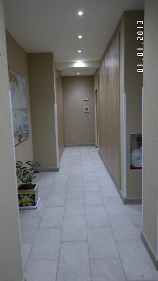 Balsamotto - Appartamento E Parcheggio Palermo Exterior photo